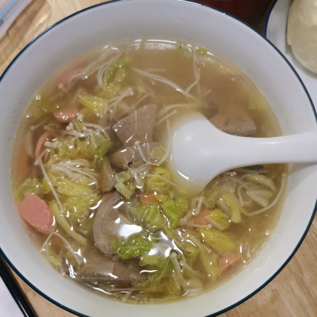 厨师长教你：“猪肝粉丝汤”的家常做法，嫩滑美味，收藏了