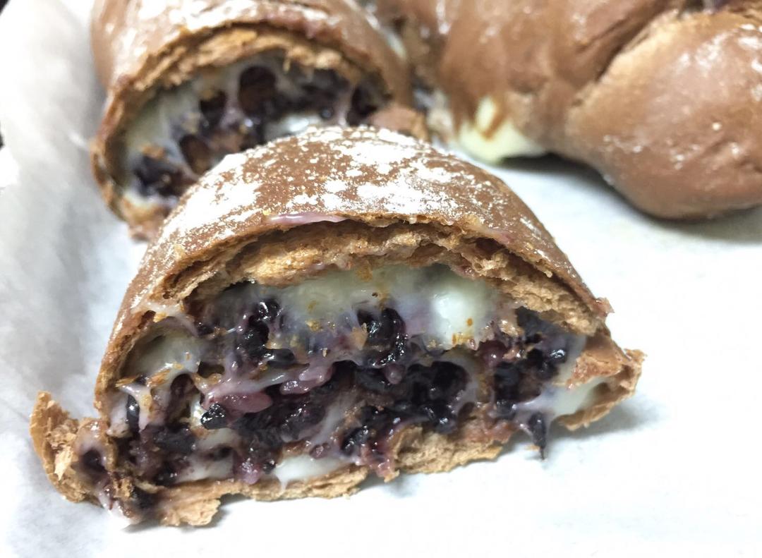 可可麻薯紫米软欧