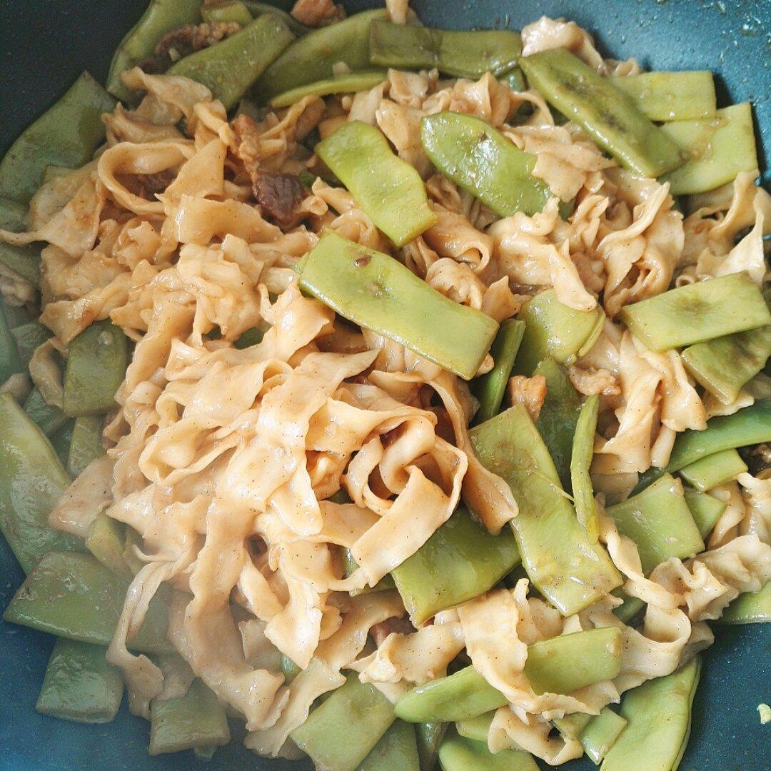 芸豆焖面（附万能的腌肉不老的办法）