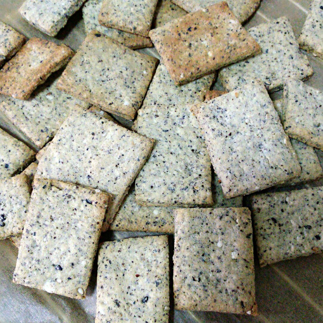 黑芝麻咸香饼干