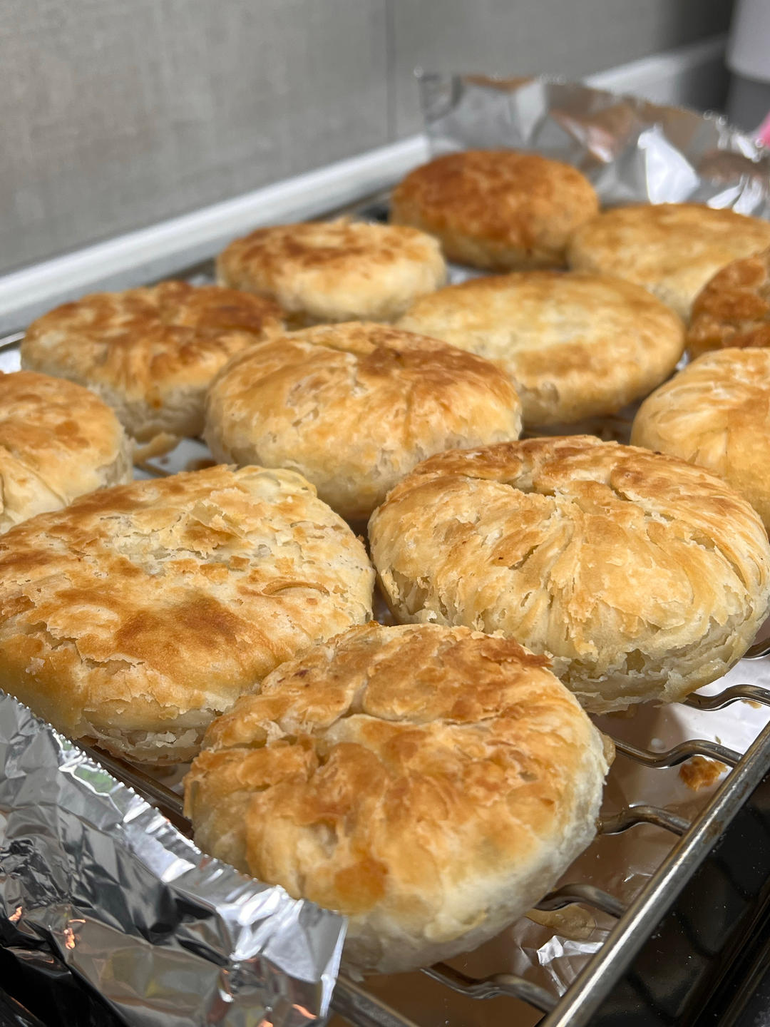 越凉越酥的发面糖酥饼