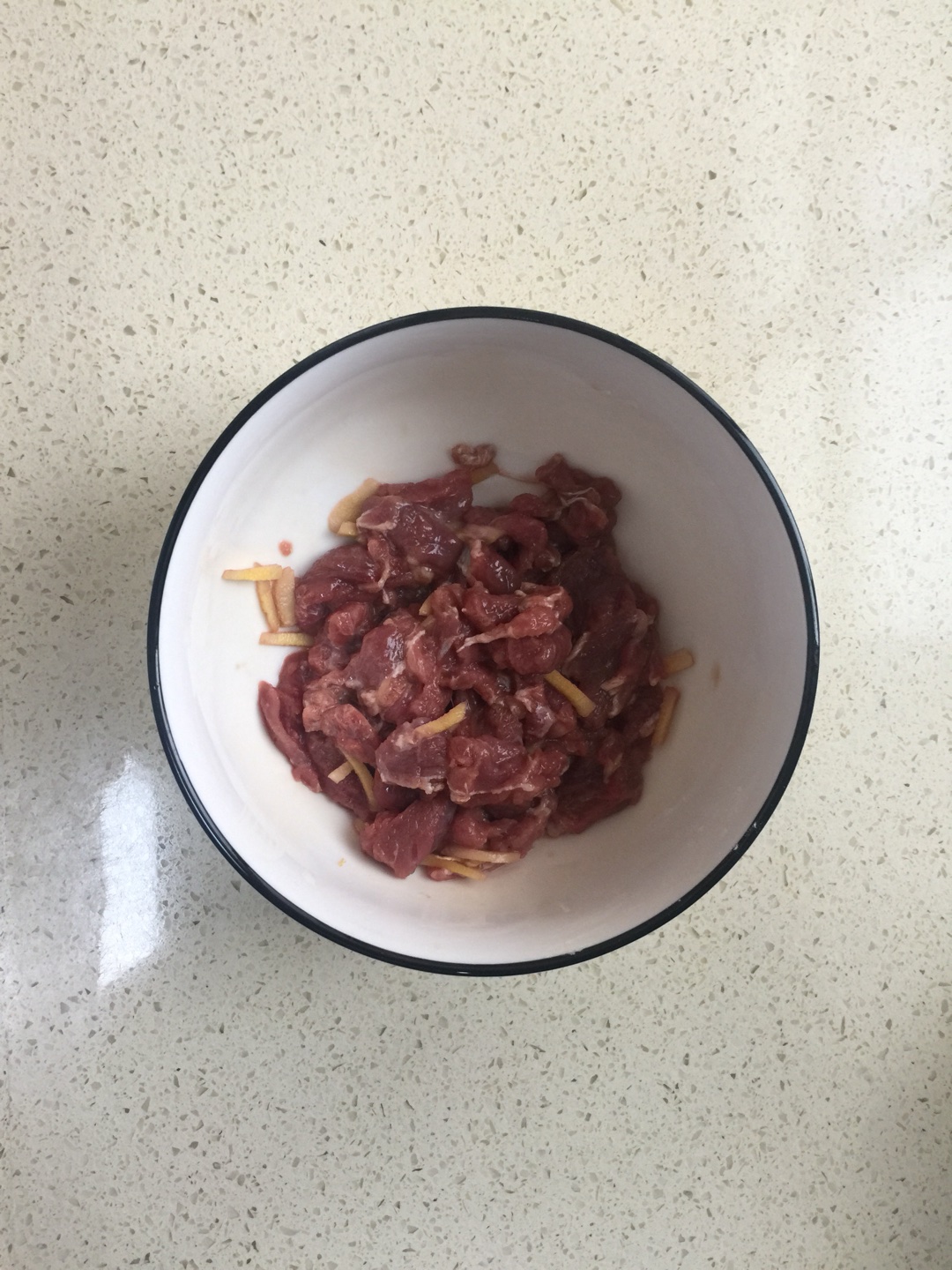 青椒炒牛肉的做法 步骤2