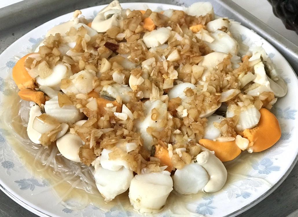 蒜蓉粉丝蒸扇贝粉丝入味有诀窍