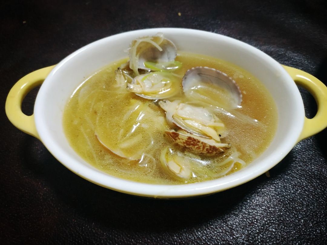 香甜黄油花甲(蛤蜊)汤