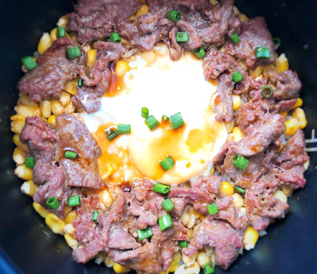 窝蛋玉米牛肉饭的做法