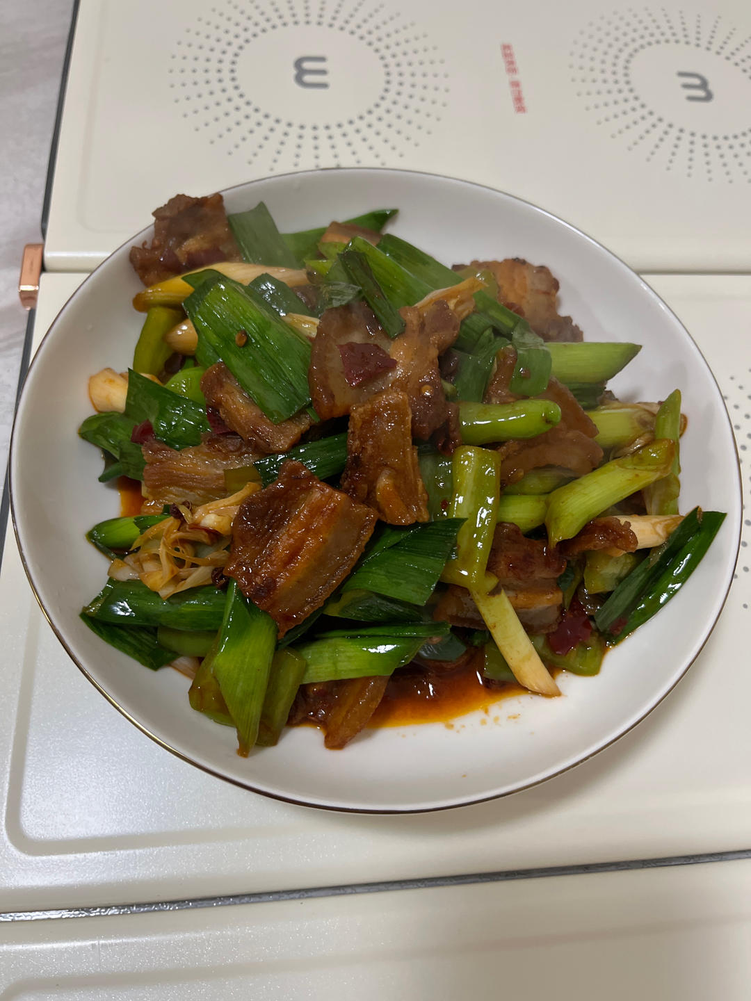 老丁的私房菜-蒜苗回锅肉