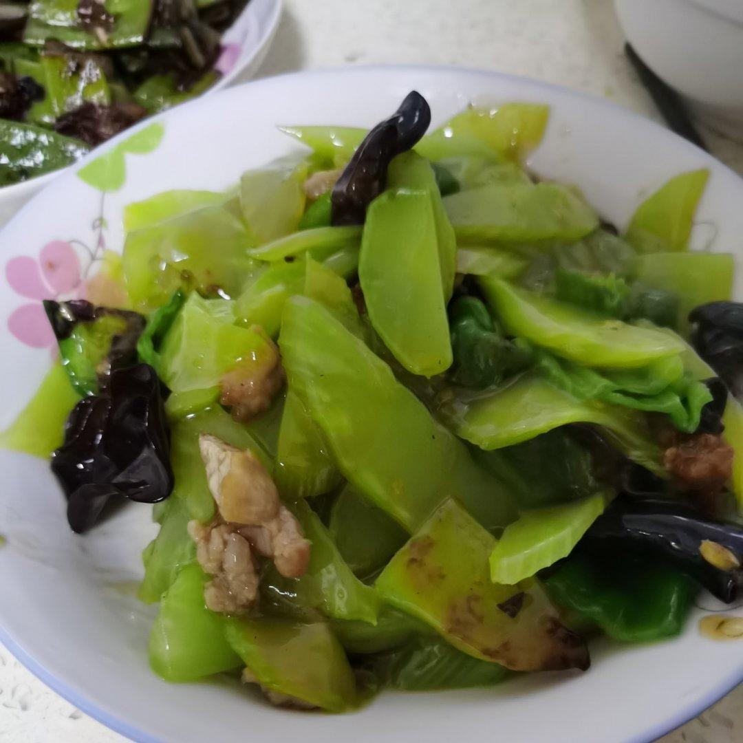清炒木耳莴笋肉片