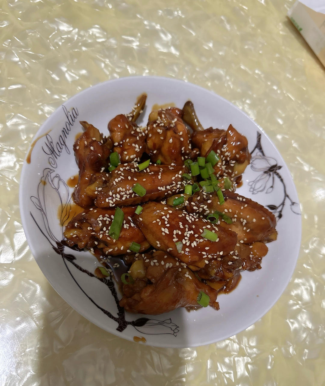 好吃到舔手指的「蒜香蜜汁鸡翅根」👍