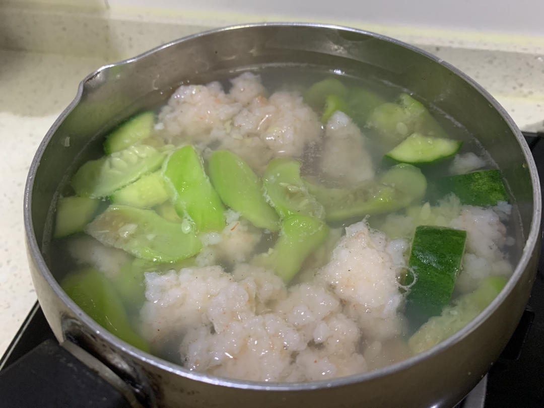 清甜丝瓜虾滑汤