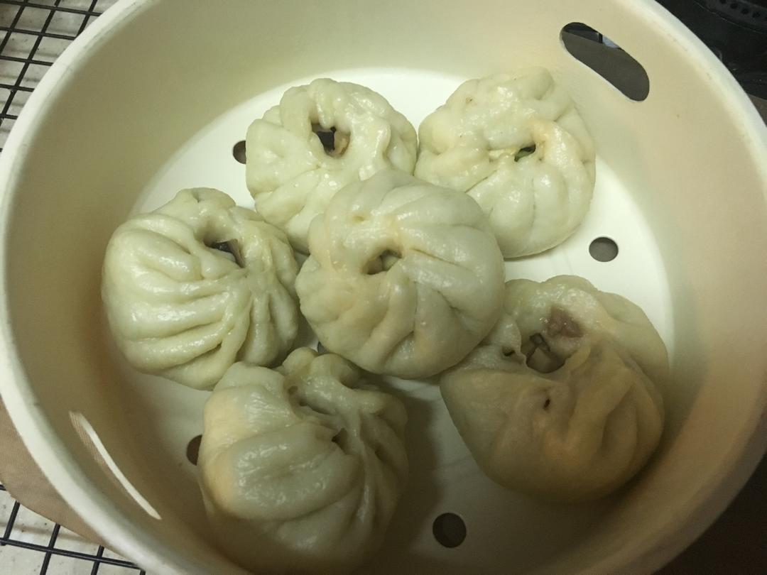 肉包子,杠杠的