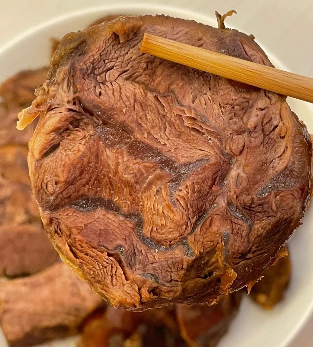 卤牛腱子肉 口味醇香有韧性 制作简单的做法