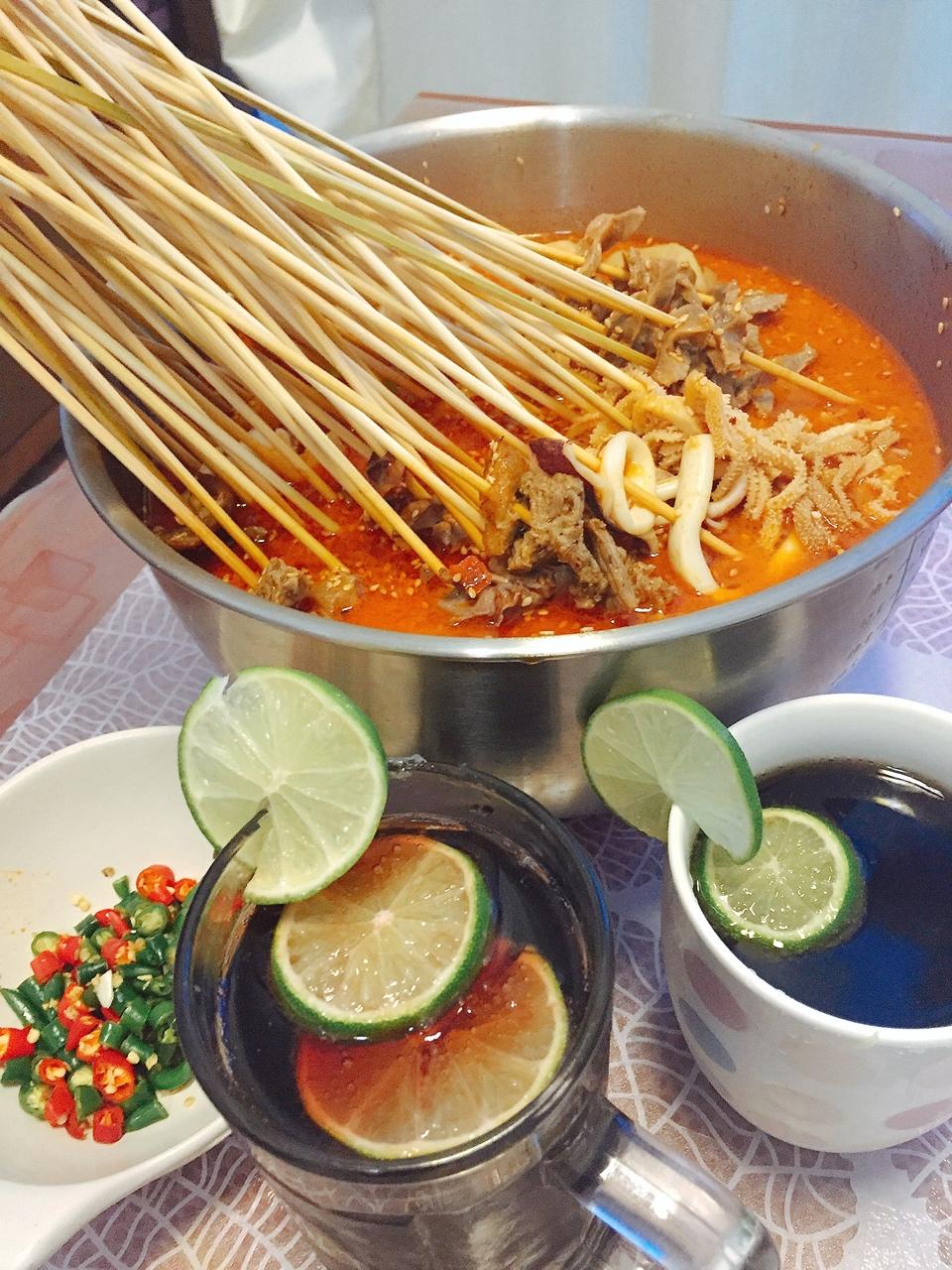 不吃路边摊，不放添加剂，自己在家就能做超好吃的串串香（红油钵钵鸡）