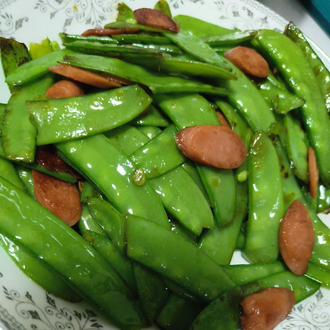 荷兰豆炒火腿肠|我偷偷想你的时候，你才是我的