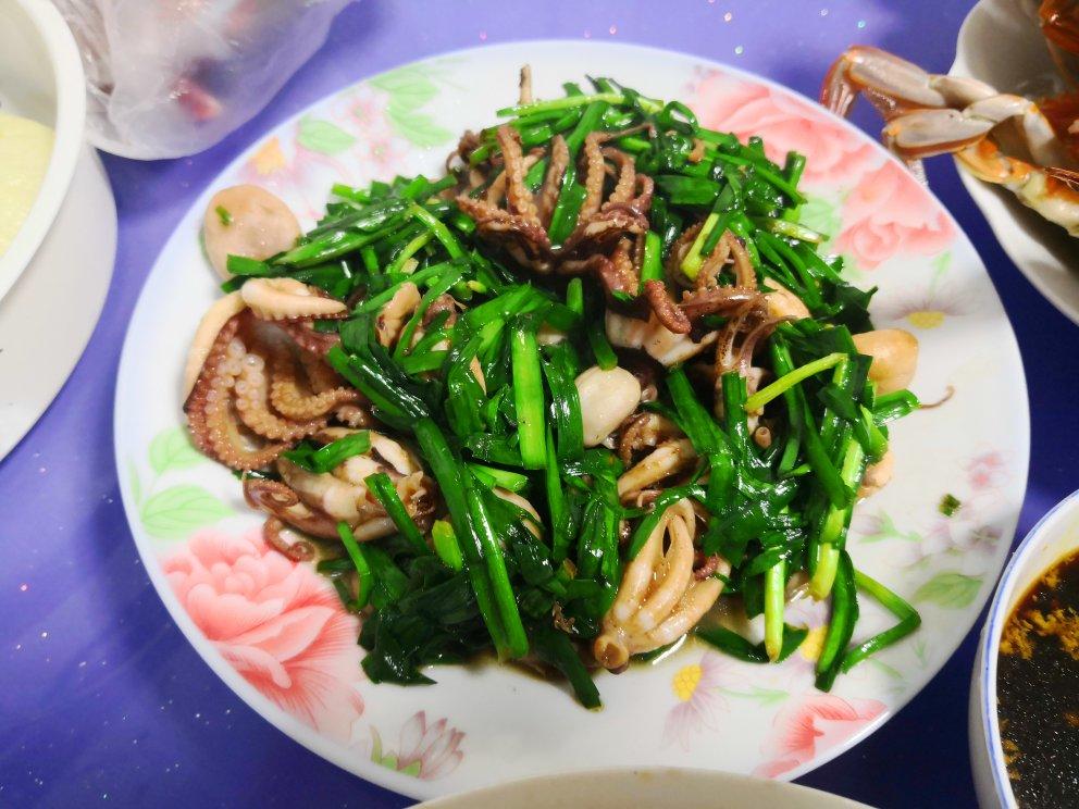 八爪鱼炒韭菜