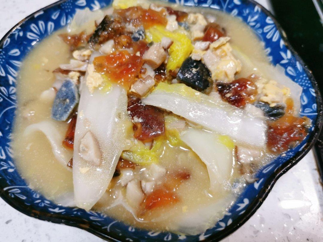 高汤娃娃菜（加了皮蛋）