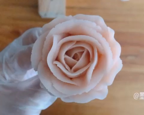 好玩的韩式裱花（视频）的做法