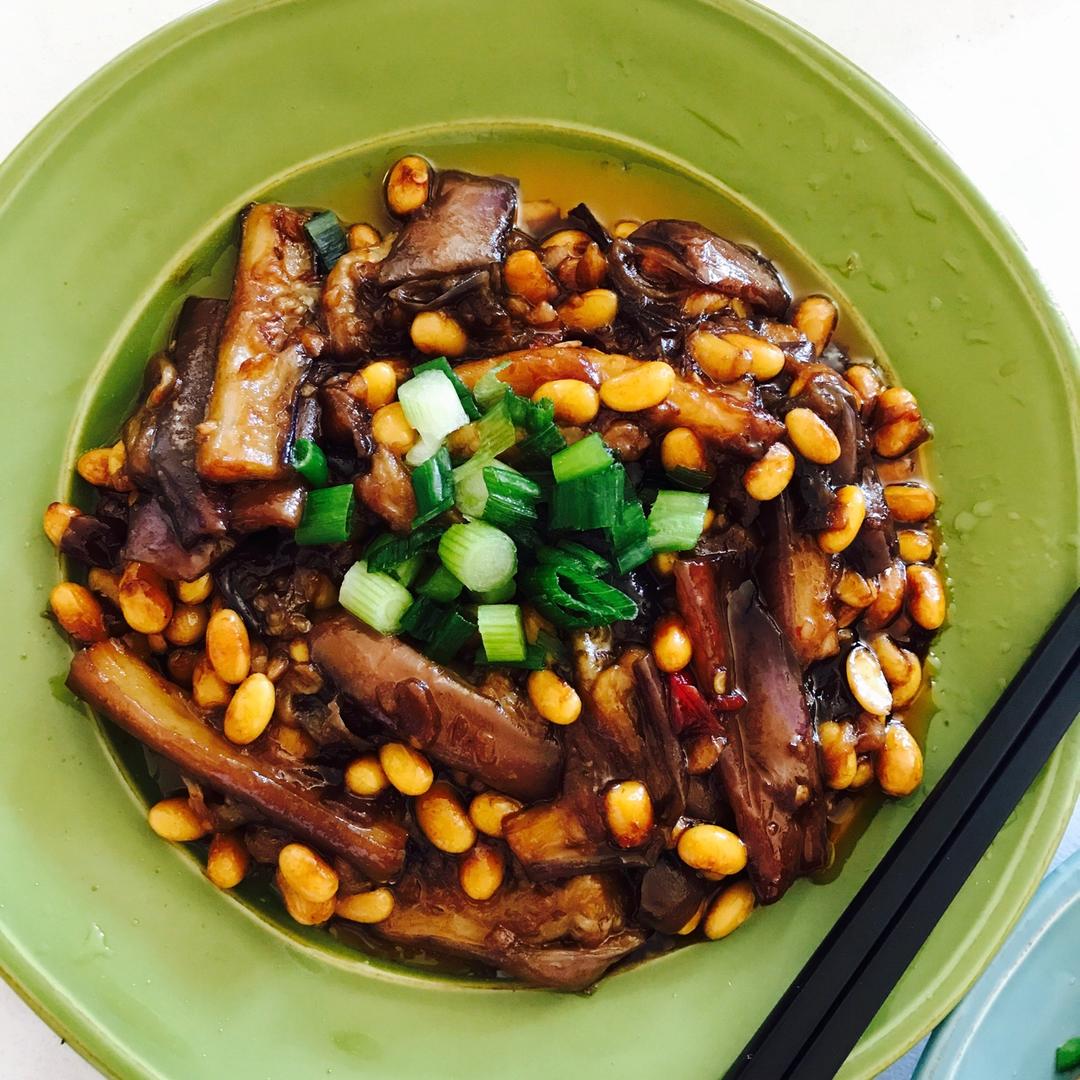 黄豆烧茄子