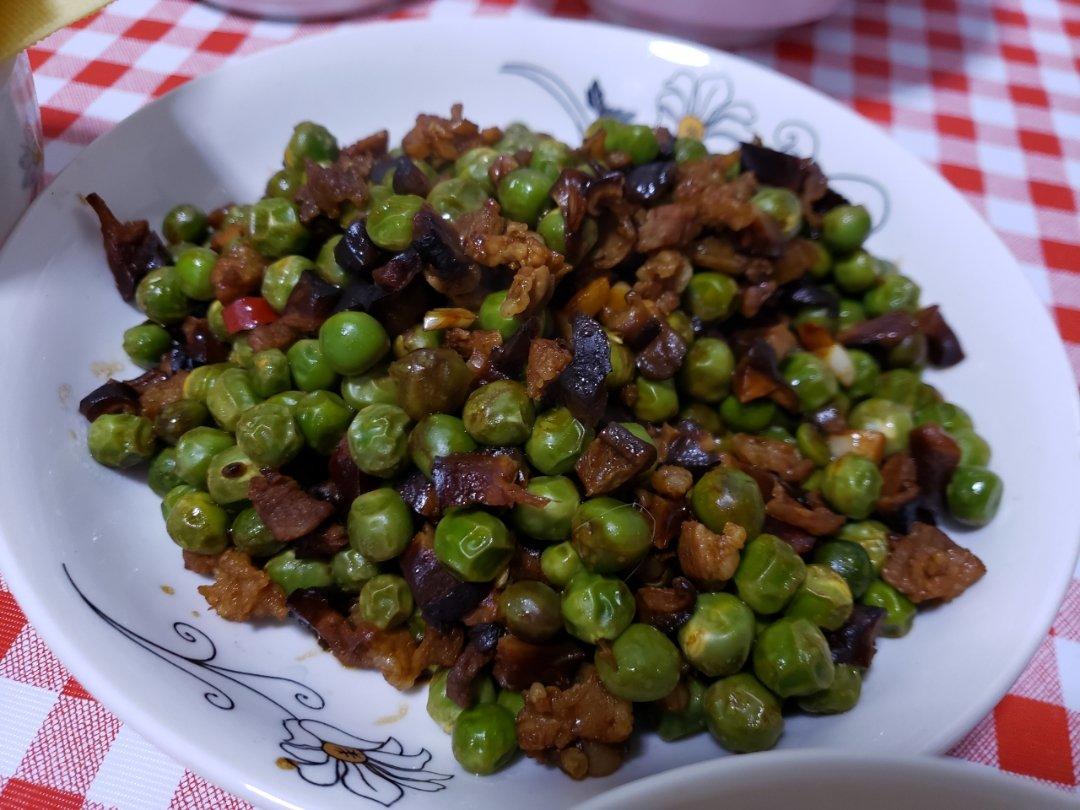 豌豆炒肉