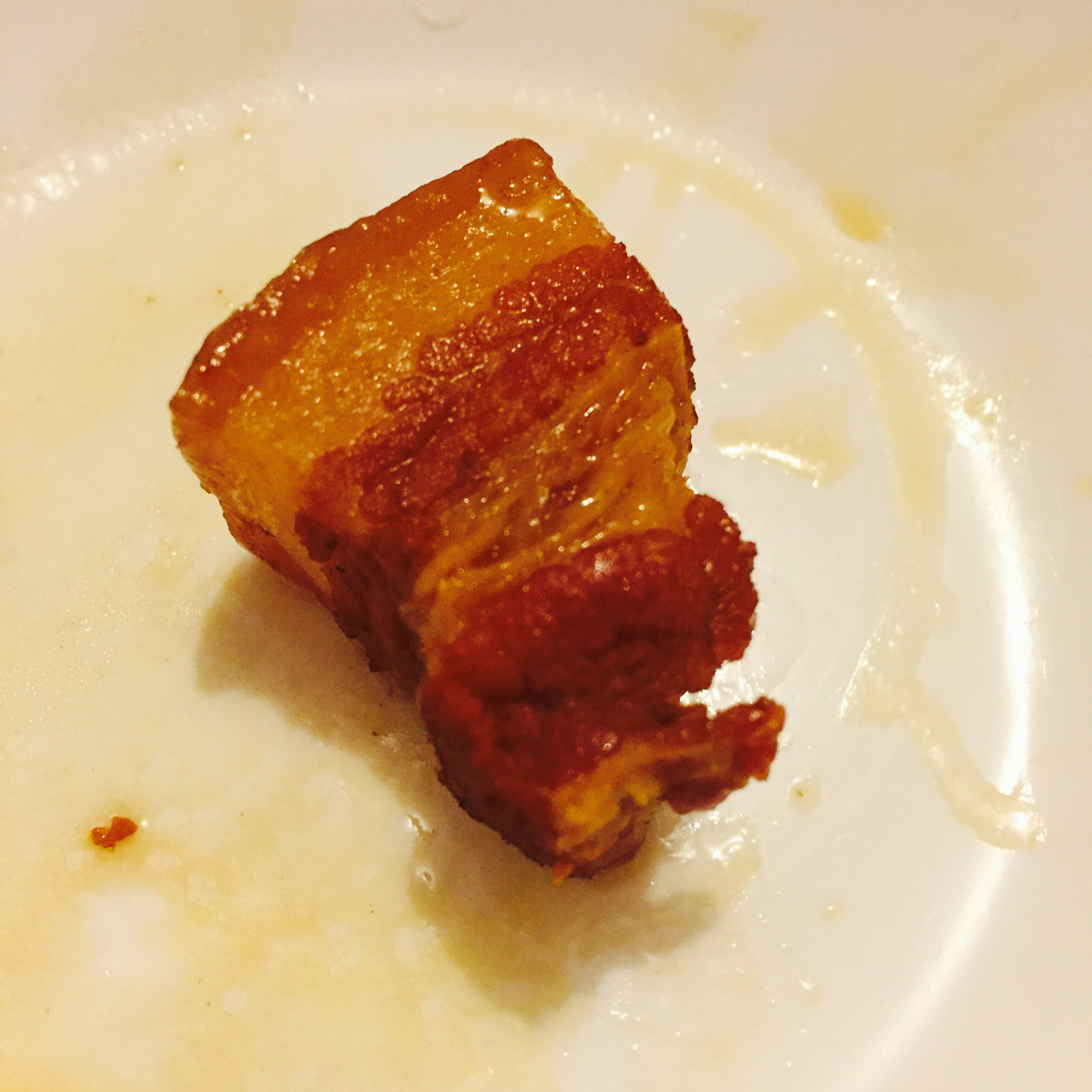 吃着碗里望着锅里的红烧肉