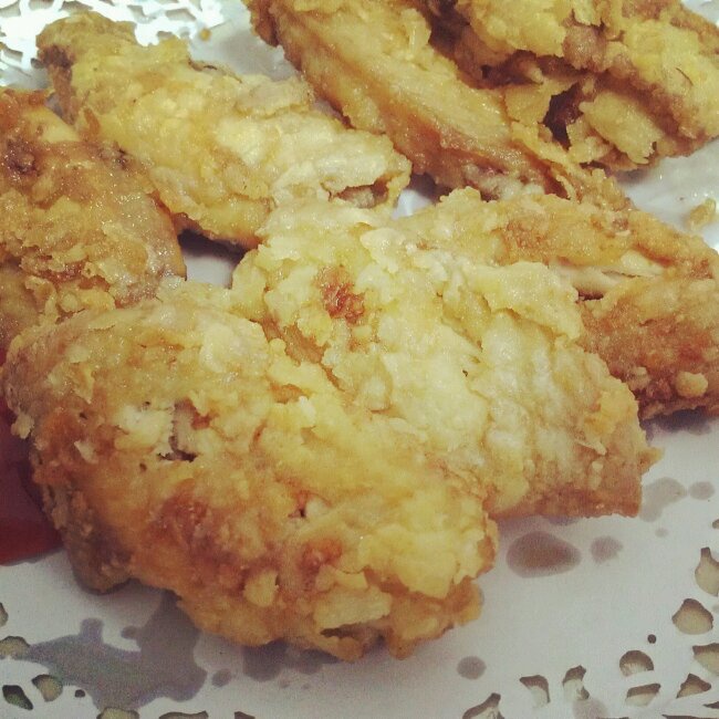 香脆辣味炸鸡翅