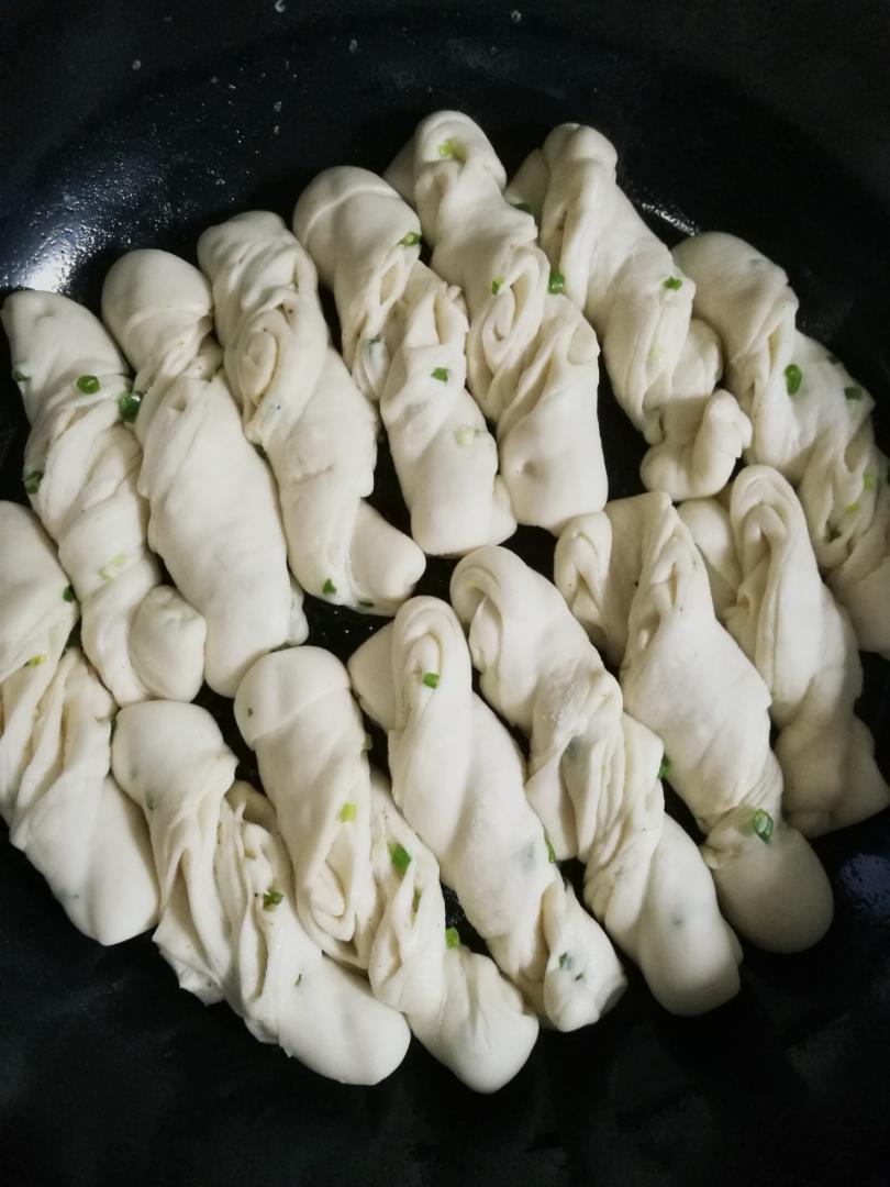 一定要做！—煎卷子【生煎花卷】