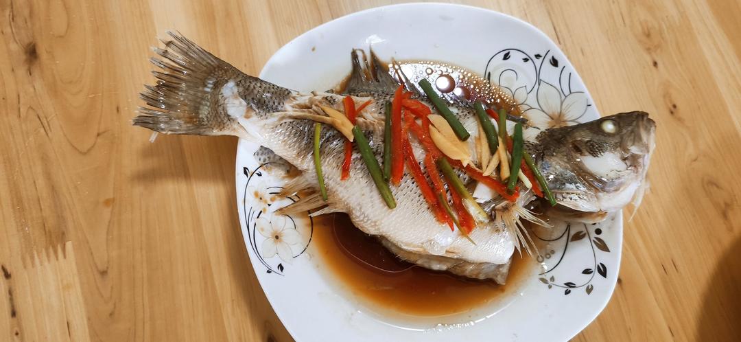 清蒸鲈鱼