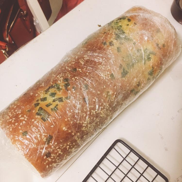 厨师机版肉松香葱面包卷——附香浓肉松做法