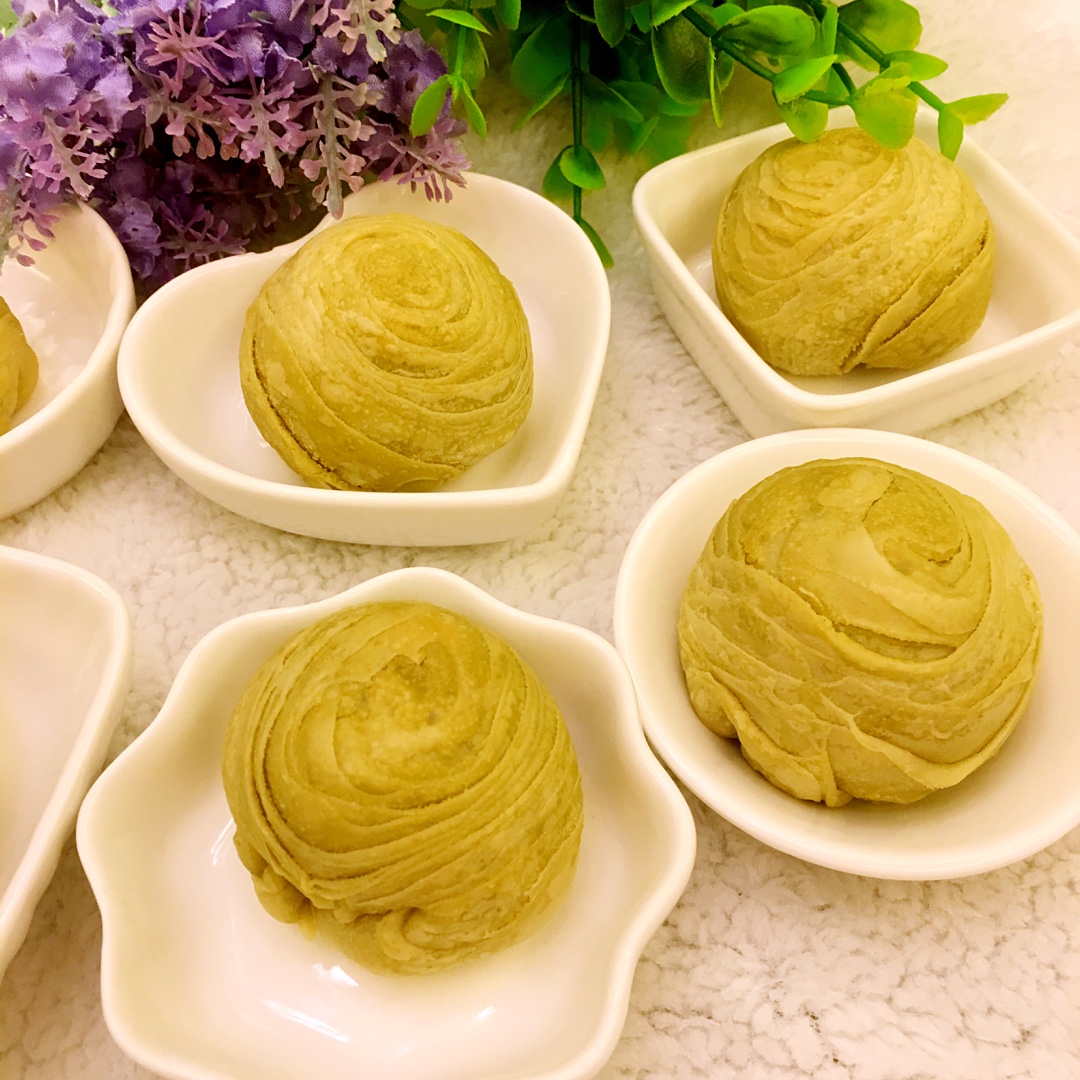 蛋黄酥~紫薯、抹茶、原味~花好月圆，中秋快乐~内附一次做六色蛋黄酥方法~