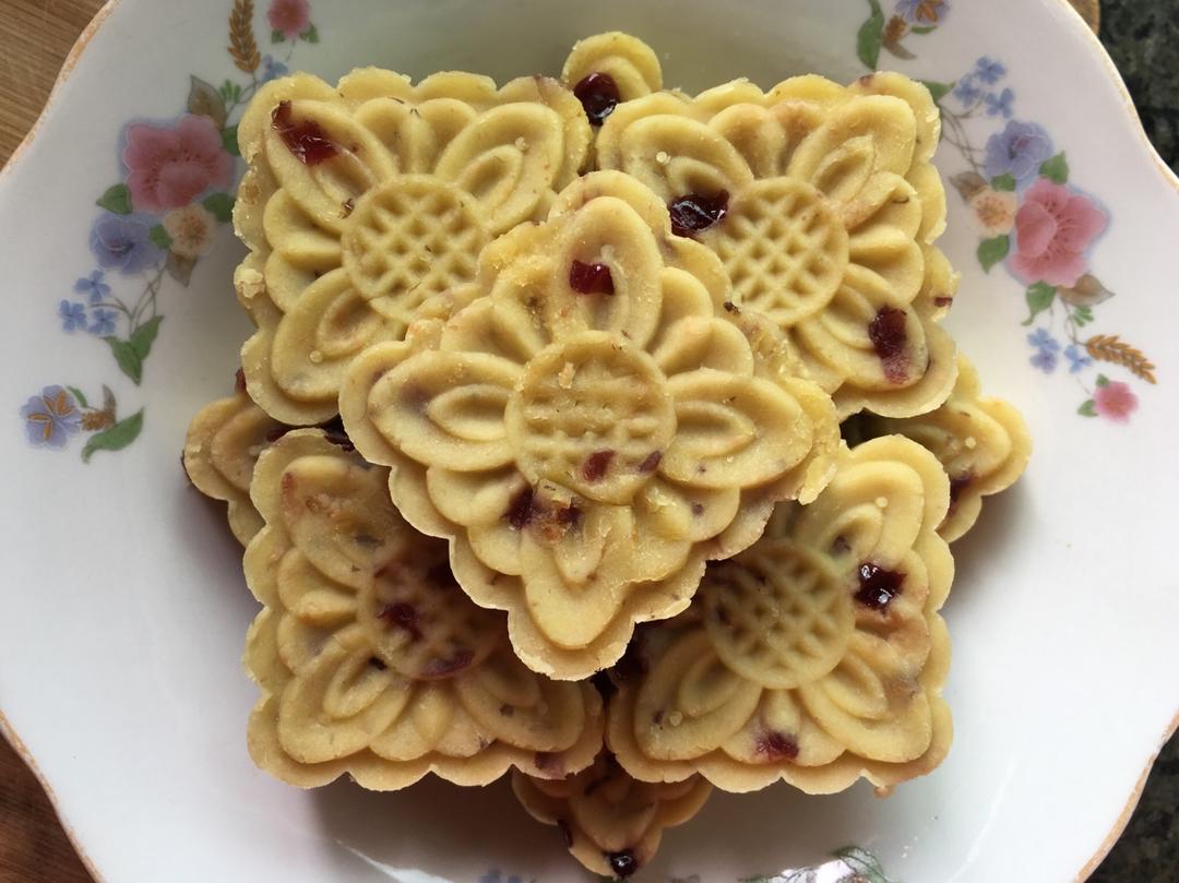 蔓越莓绿豆糕