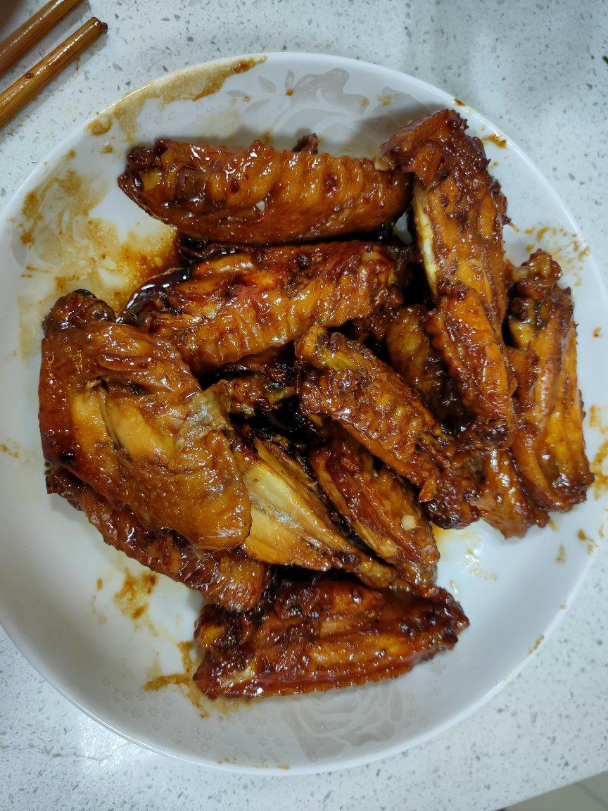 啤酒烧鸡翅，很不一样呢