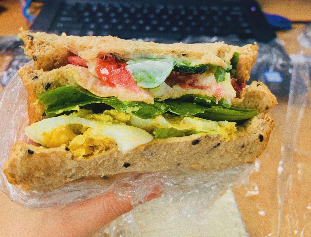 火腿芝士蛋三文治