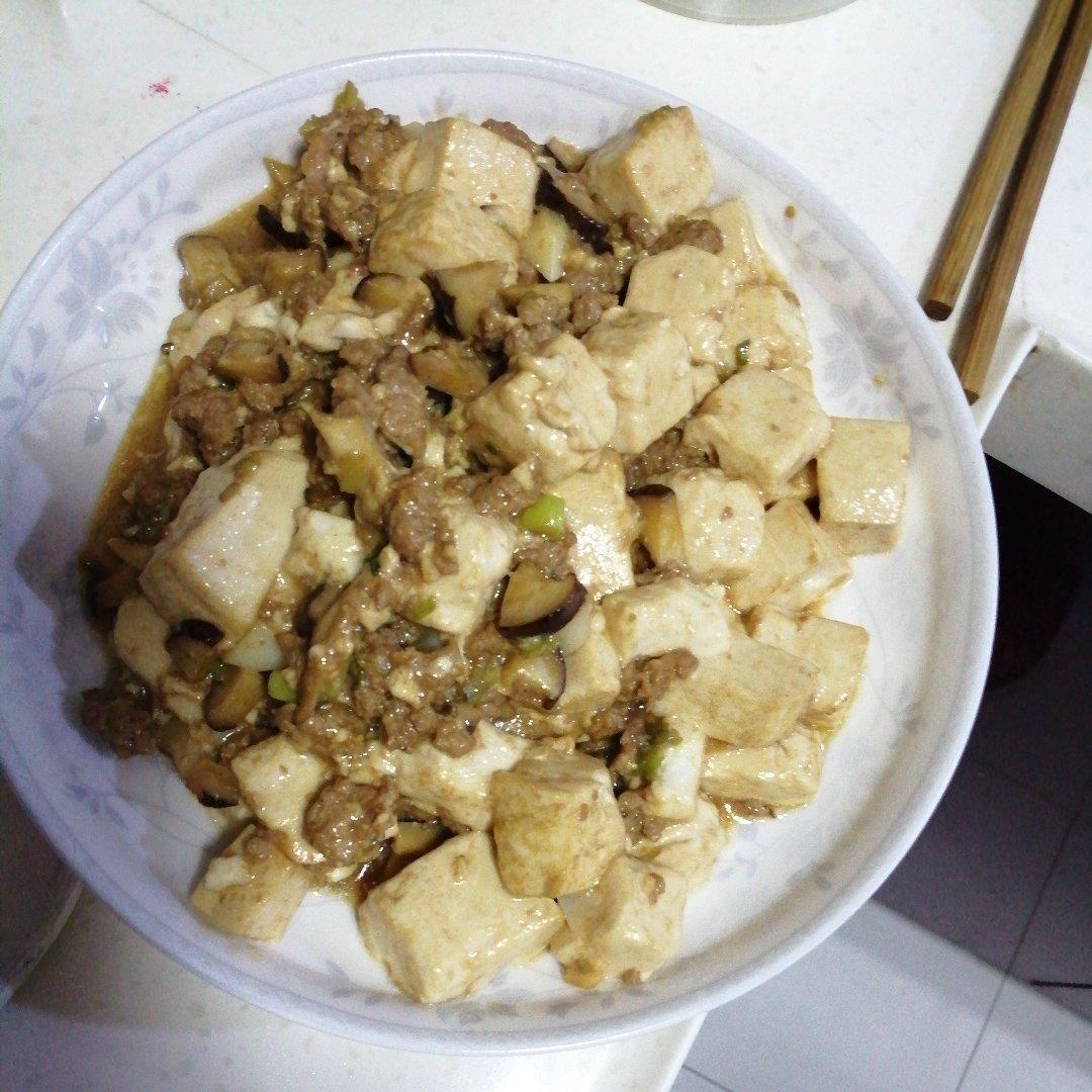 超级下饭的香菇肉沫豆腐