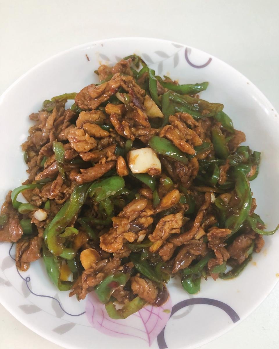 巨下饭的青椒炒肉丝