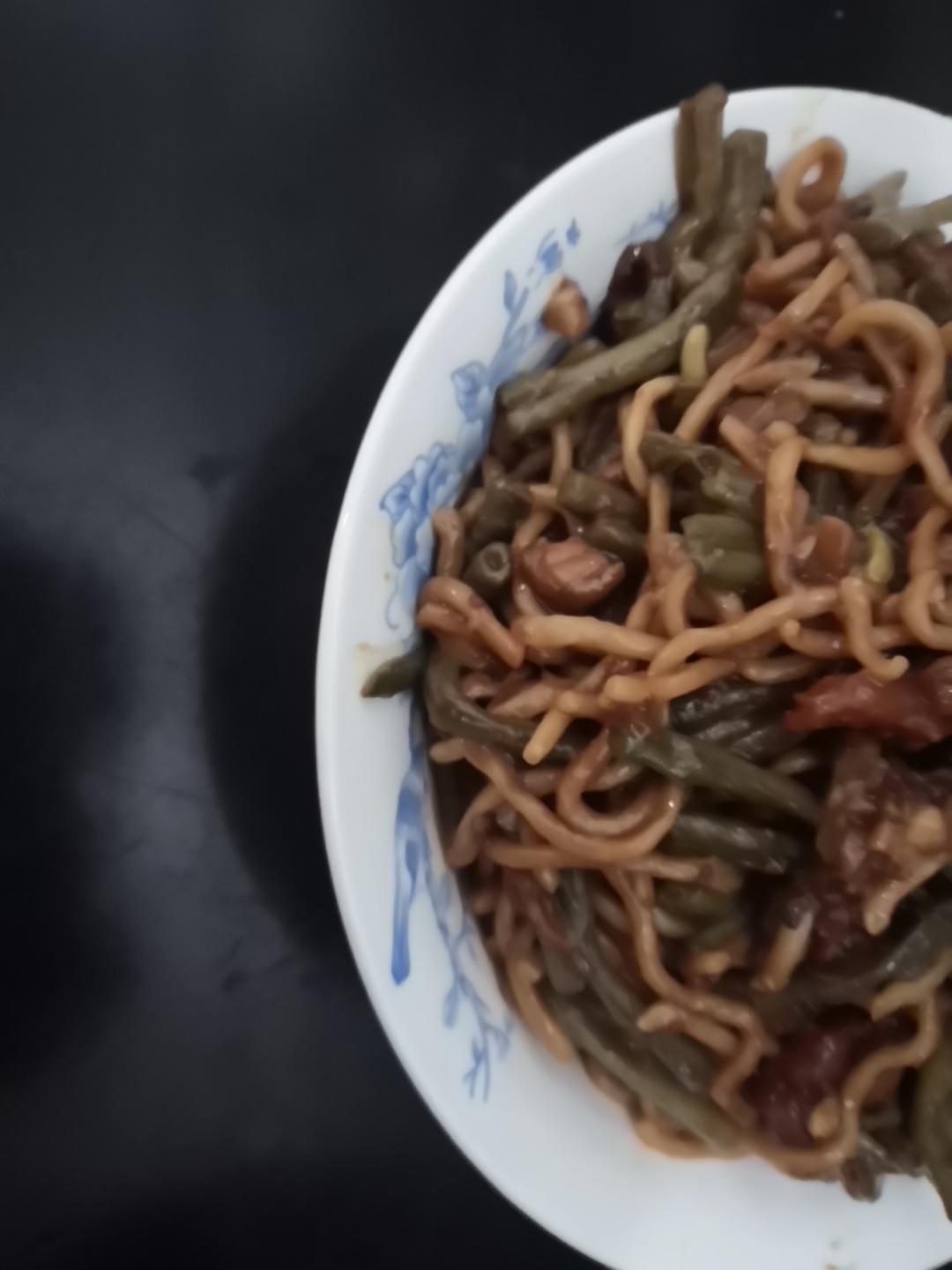 堂妈小厨——豆角番茄焖面