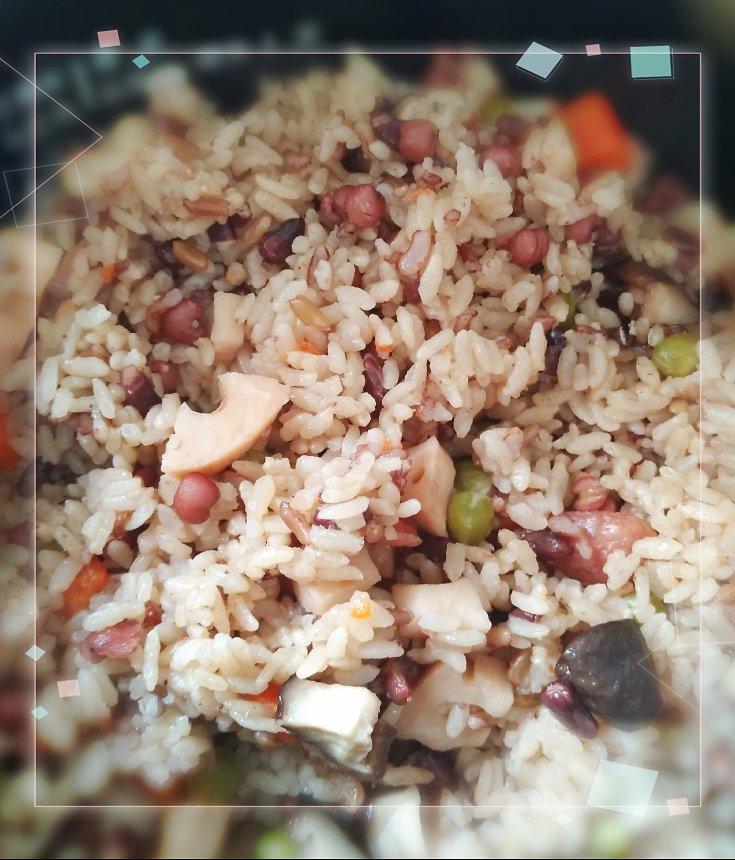 腊肠电饭煲焖饭