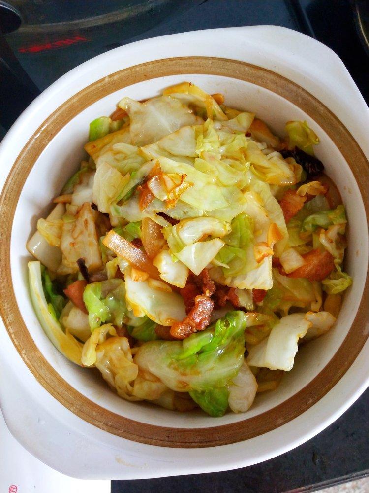 阿婆手撕包菜