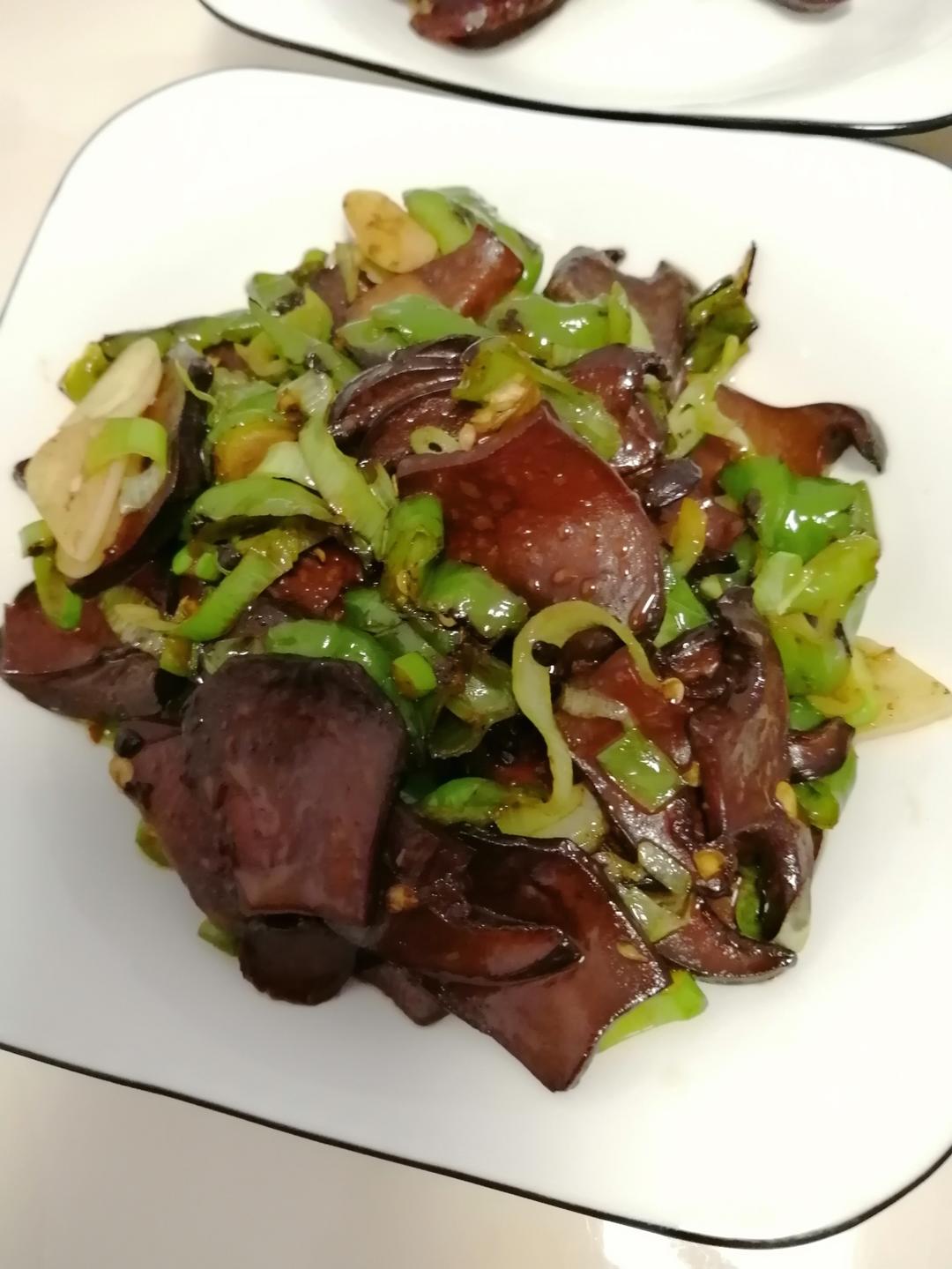 青椒牛肝菌（红见手青）