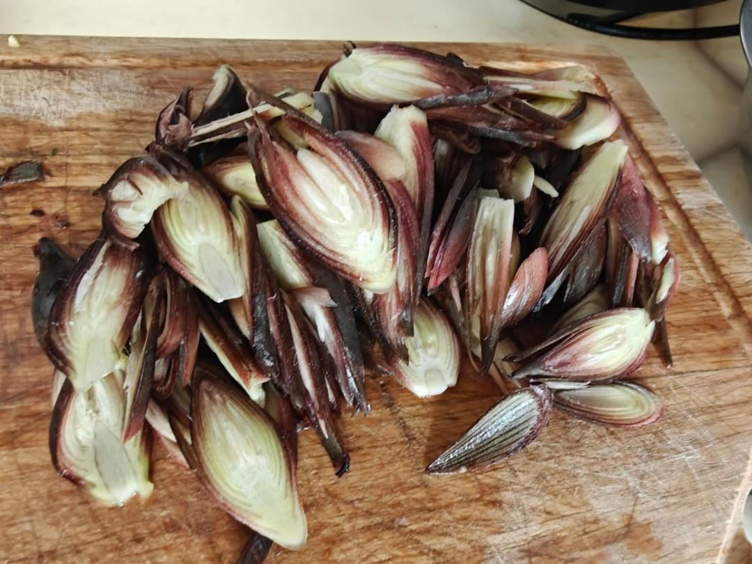 土家阳荷炒腊肉