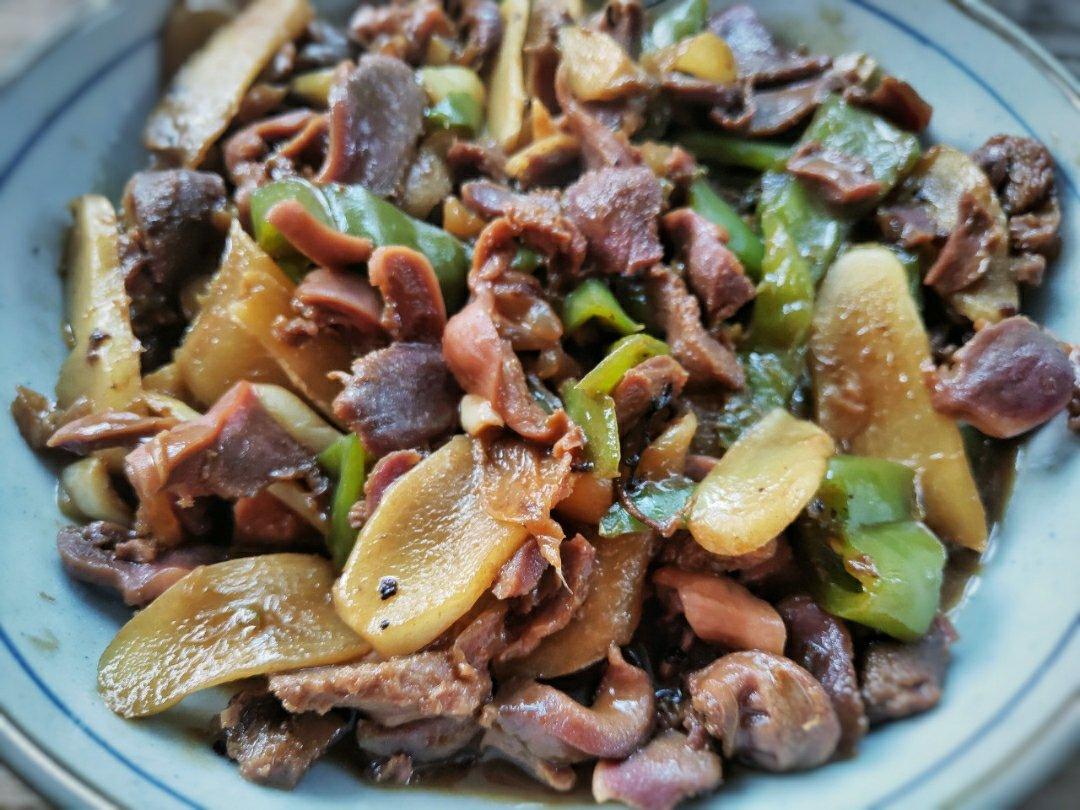 家常快手小炒鸡胗