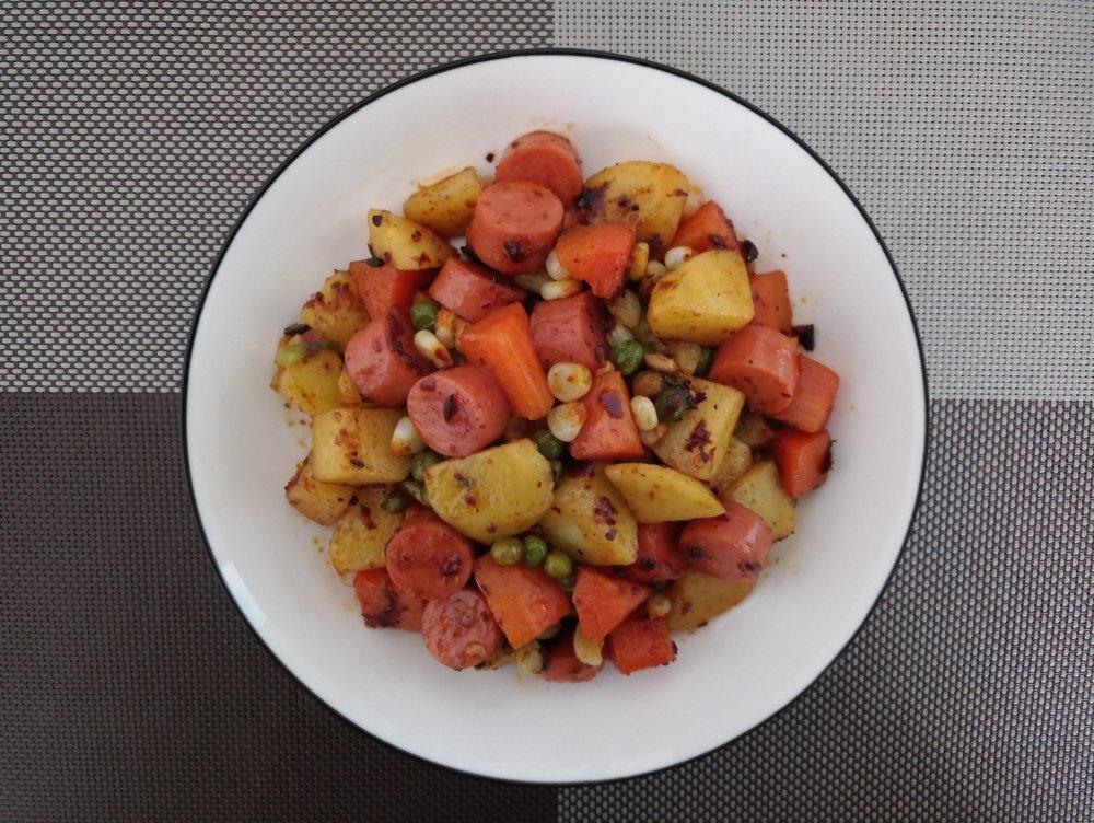 香辣过瘾的孜然土豆火腿，比路边摊还好吃