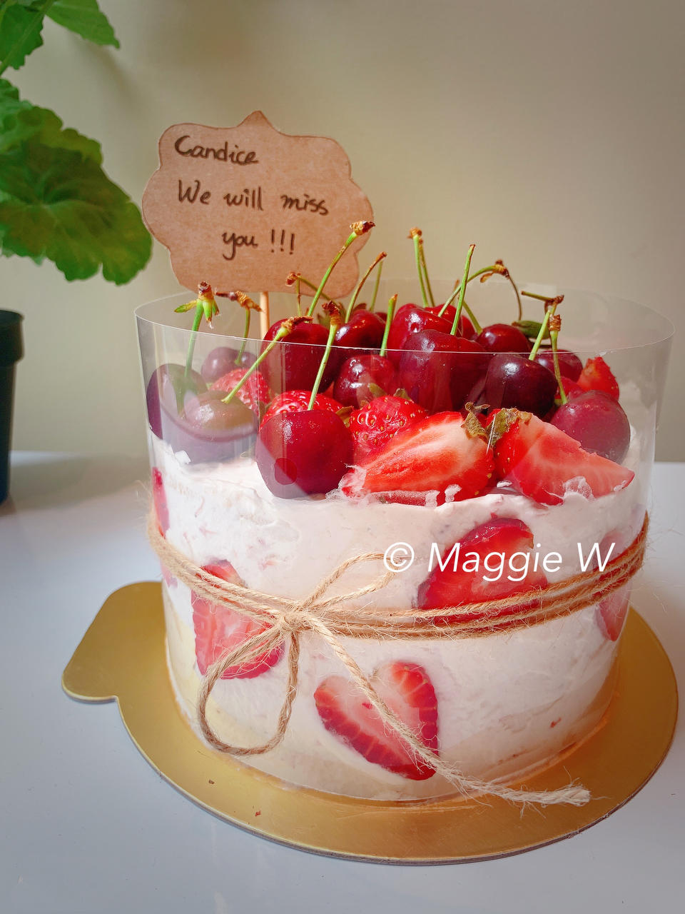 《Tinrry+》超经典的日式草莓奶油蛋糕 2.0版本（6寸配方）