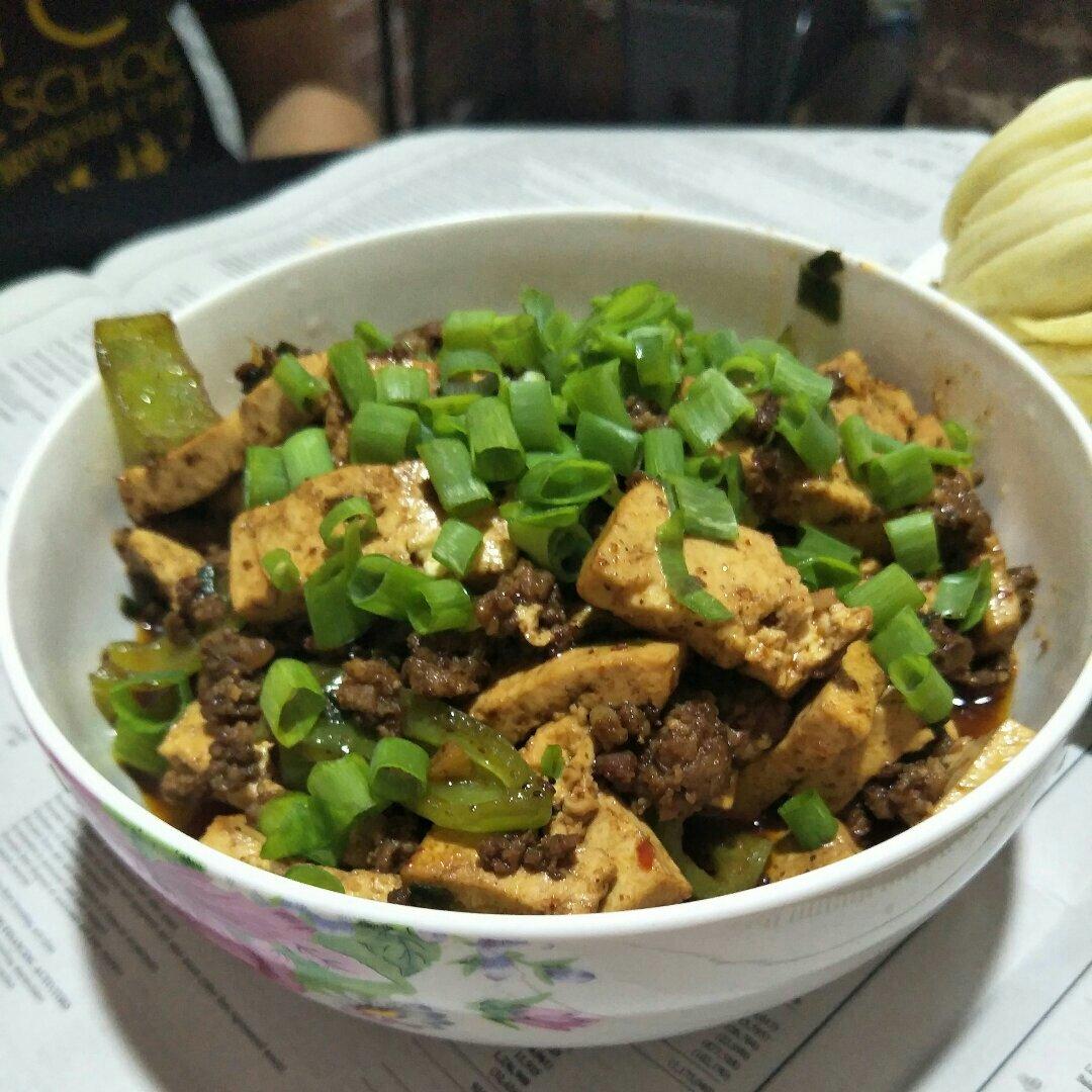 蒜香肉末烧豆腐