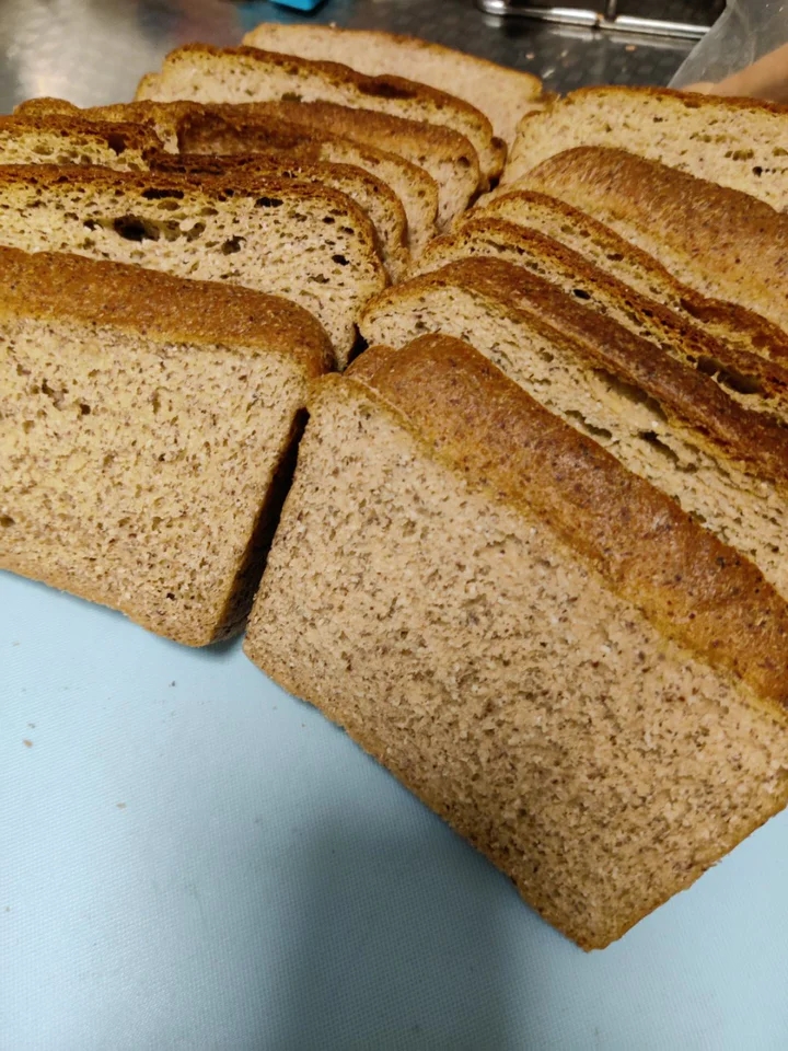 试试呗——最像人类面包的低碳生酮吐司（不升糖！）