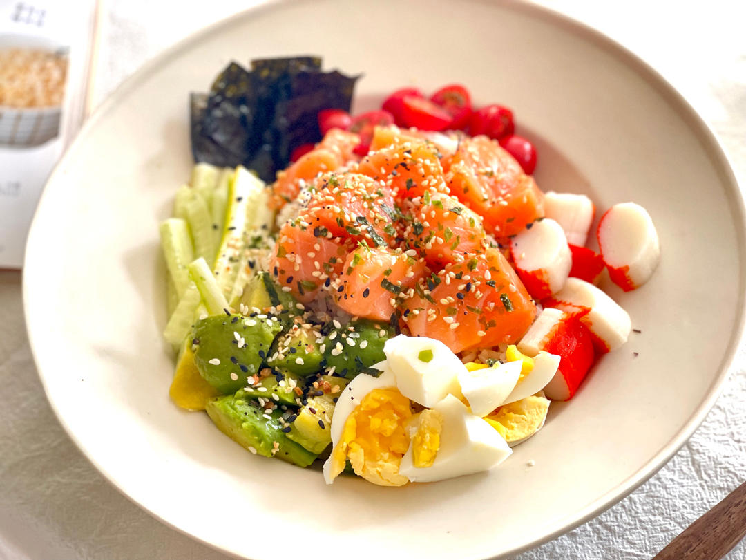 牛油果海苔肉松拌饭