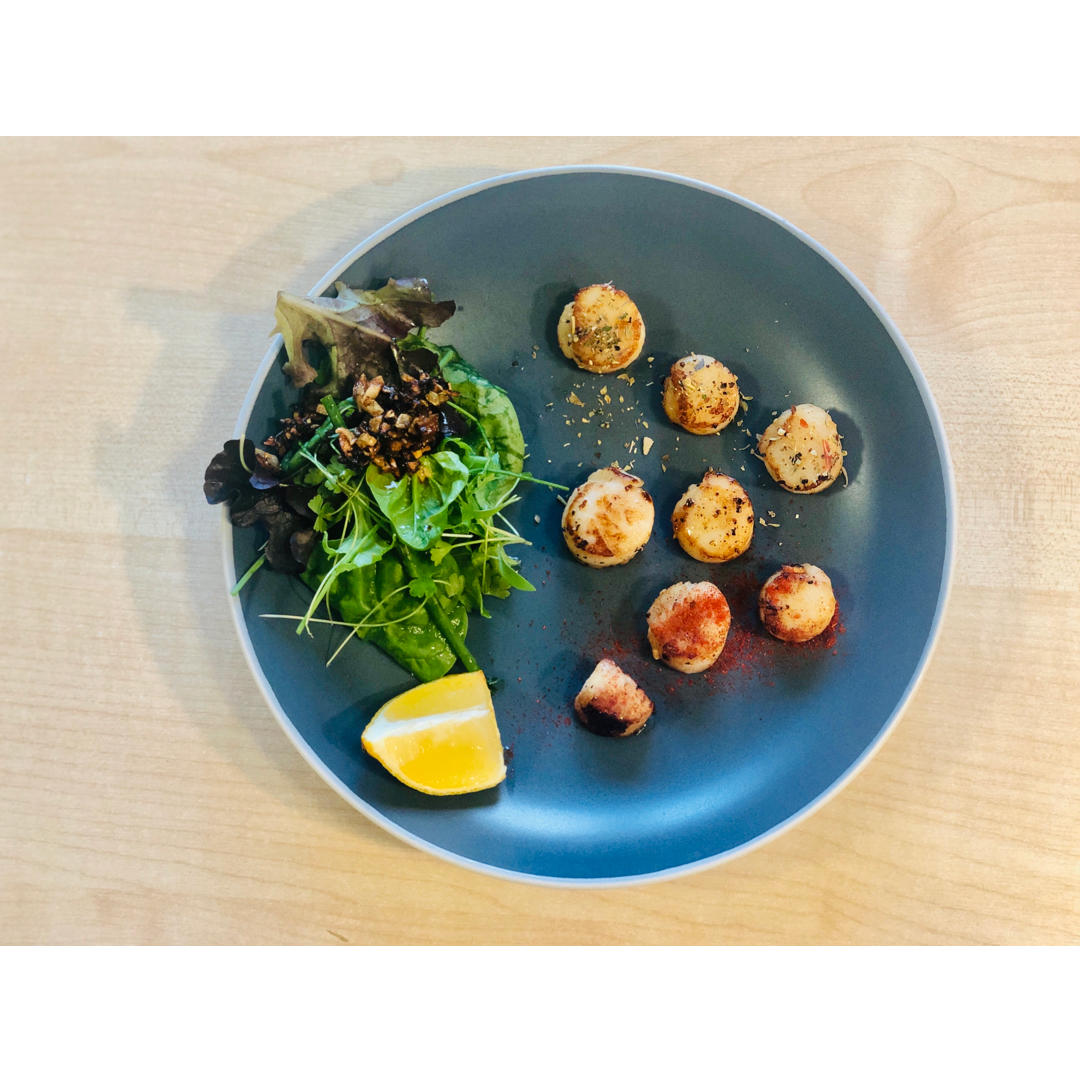 香煎带子🍴扇贝 Seared Scallops with Garlic Basil Butter｜十五分钟做出超好吃的西式海鲜🦪