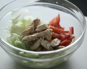 低脂鸡胸肉沙拉&三明治的做法 步骤10