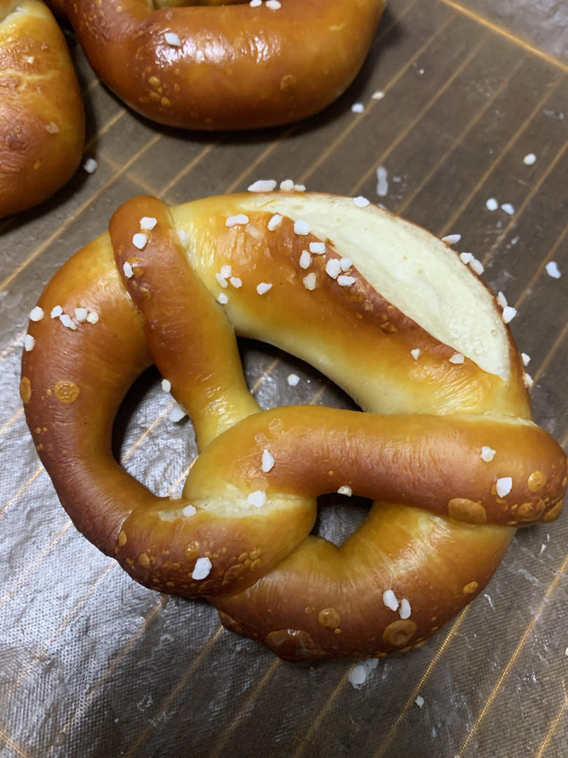 传统德式碱水包