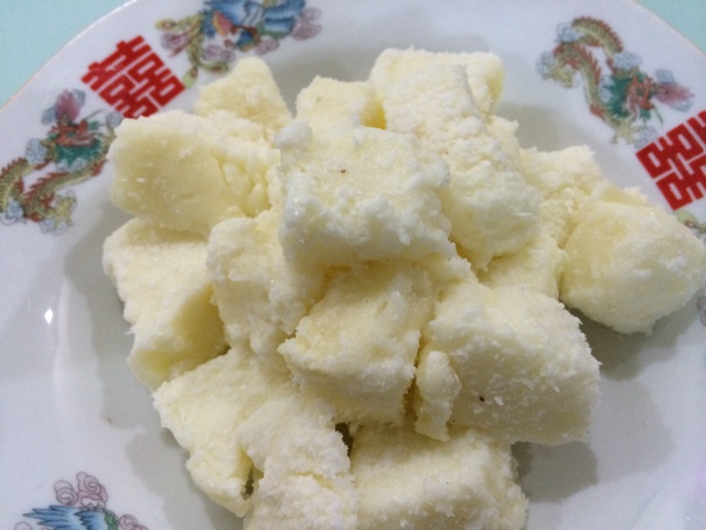 完胜85度C牛奶椰丝小方