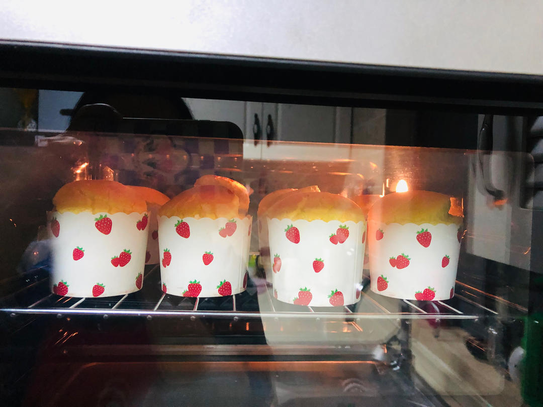 凉了也不回缩的戚风纸杯蛋糕🍰超级绵软 适合宝宝吃哦