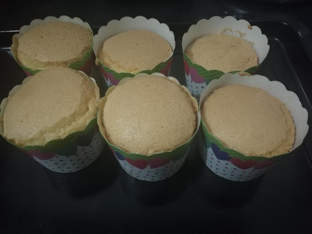 海绵纸杯蛋糕